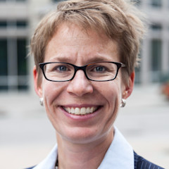 Headshot of Julie Baird from First American Exchange Company.